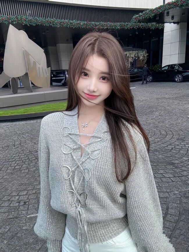 芝加哥留学生兼职  纯天然真E胸糖果+模特身材+黑丝丝袜（芝加哥全地区可约，可上门）