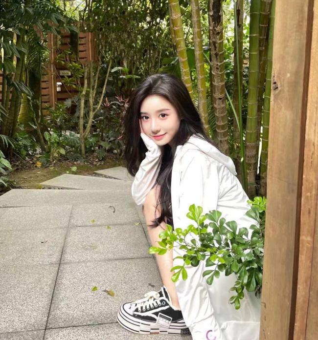 奥兰多找小姐留学生个工兼职🩸丝袜制服诱惑💕身材火辣 💕热情主动💕抓龙筋 /舒压按摩/...