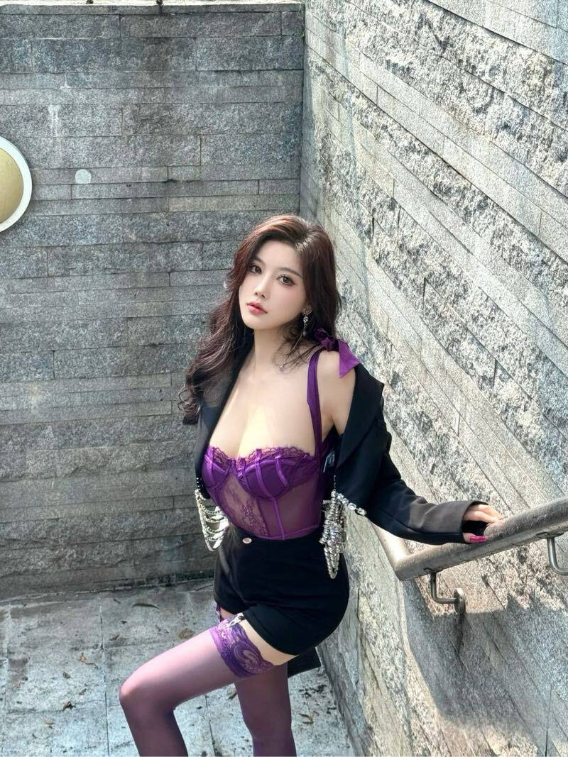 萨克拉门托💋美睫師兼職💋雲兒💋300開車