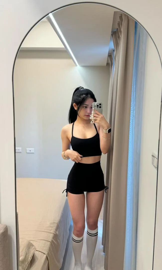 高级女人味   顶级纯欲天菜🧚&zwj;♀️🧚&zwj;♀️ 真胸真胸假胸白看！全身柔软细腻！（罗兰岗可约  可上门）